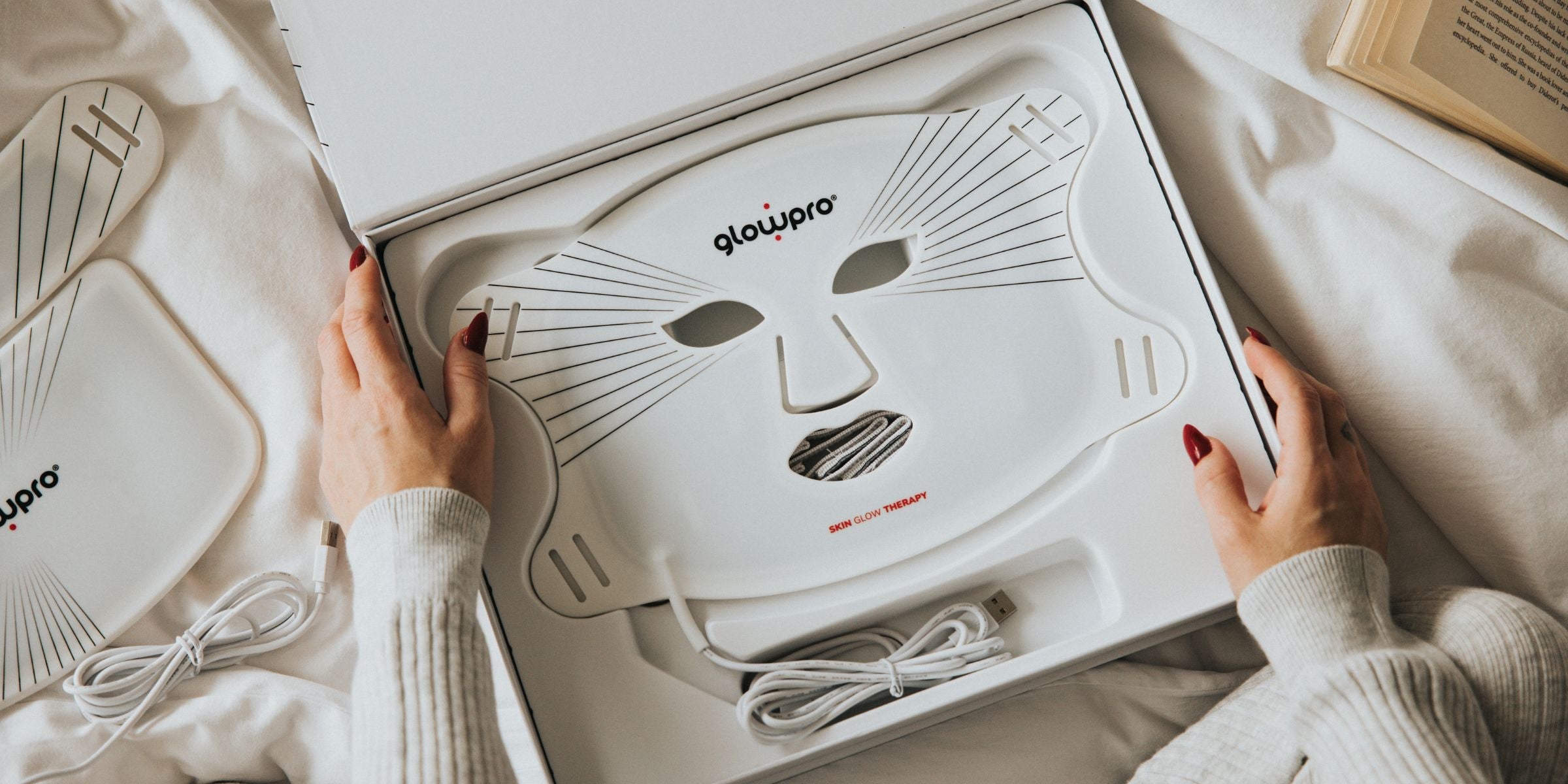 Çfarë është maska GlowPRO dhe si funksionon?