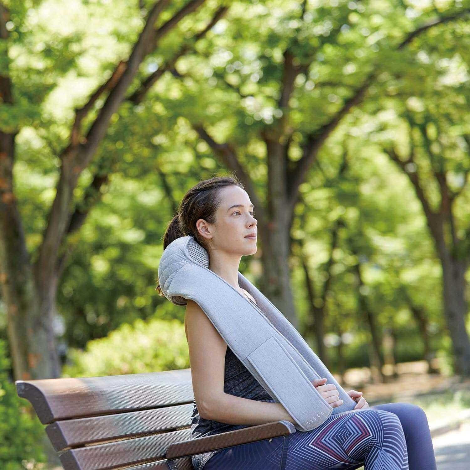 Synca Quzy - Premium Neck and Shoulder Massager